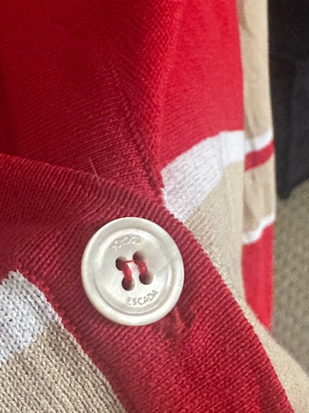 Escada Red Cream Cardigan Sweater - Picture 9 of 10
